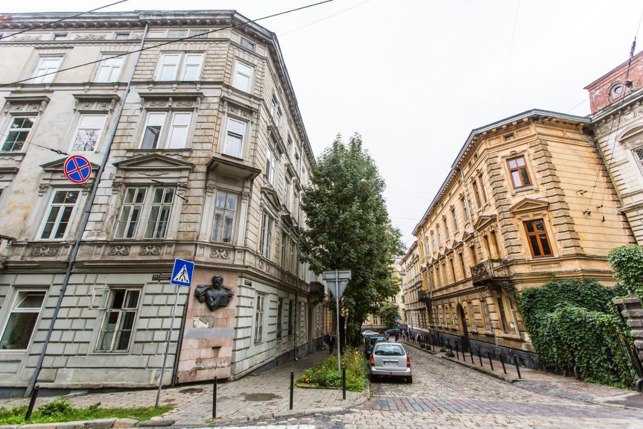 Apartment In The City Centre Lwów Zewnętrze zdjęcie